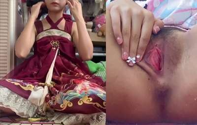 Poster of Em Gái Phong Cách Lolita Thủ Dâm Lồn Hồng Xem Bao Nứng