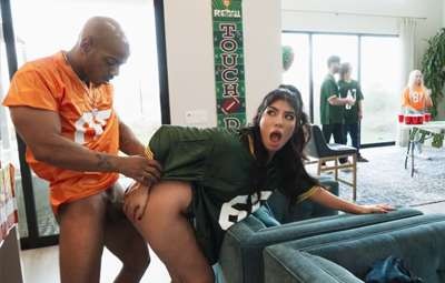 Poster of Vụng Trộm Cùng Chồng Bạn Thân Trong Bữa Tiệc Cuối Tuần